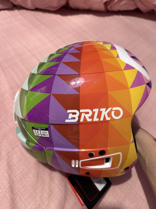 Ски каска BRIKO!