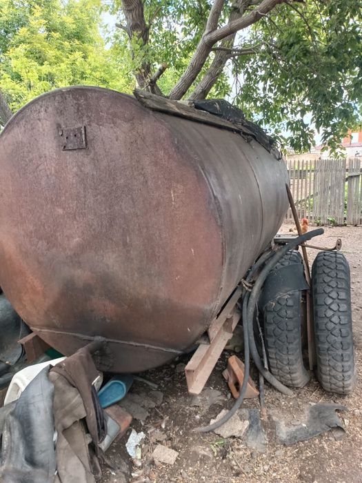 Продам две цистерны