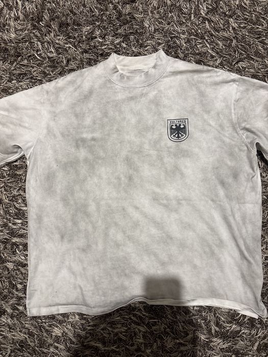 футболка Kanye West