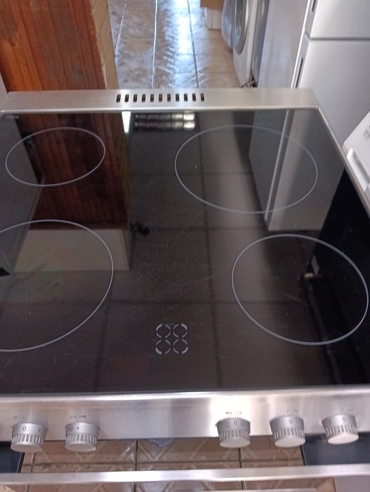 Иноксова свободно стояща печка с керамичен Gram с 2 години Гаранция!