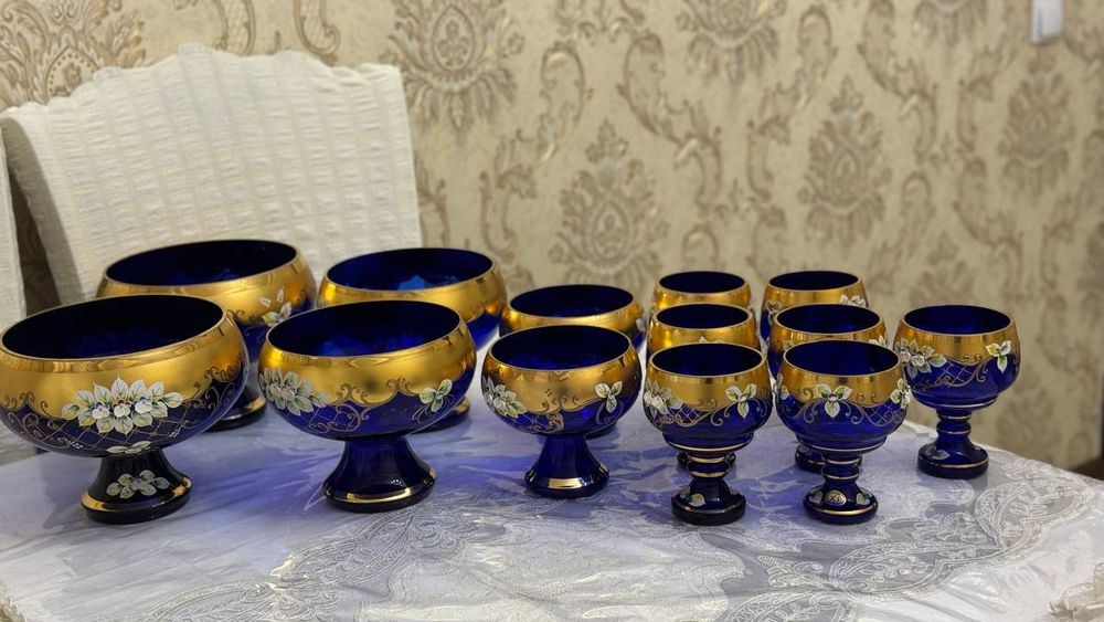 Богема Чехия, комплектда 13 дона. Холати аъло даражада.