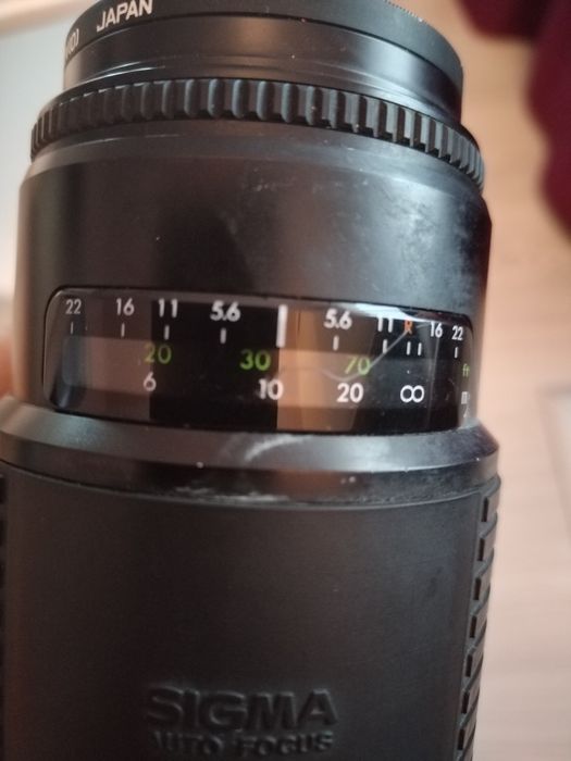 Obiectiv SIGMA Auto Focus 75MM-300MM
