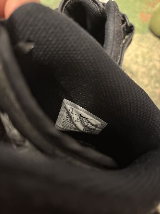 Off-White x Nike Air Force 1 Mid