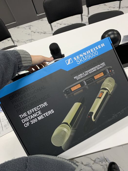 Беспроводная микрофонная система Sennheiser SKM9000