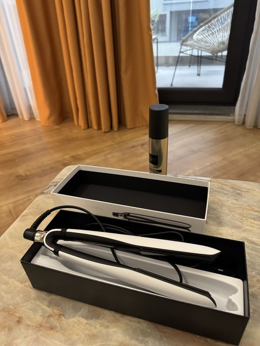 Placa de păr GHD Platinum + Professional Smart Styler, nouă, nefolosită, în stare perfectă