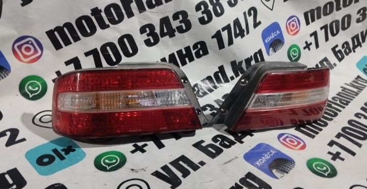 Фонари задние Toyota Chaser