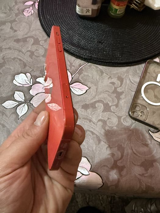Iphone 12 RED Спешно