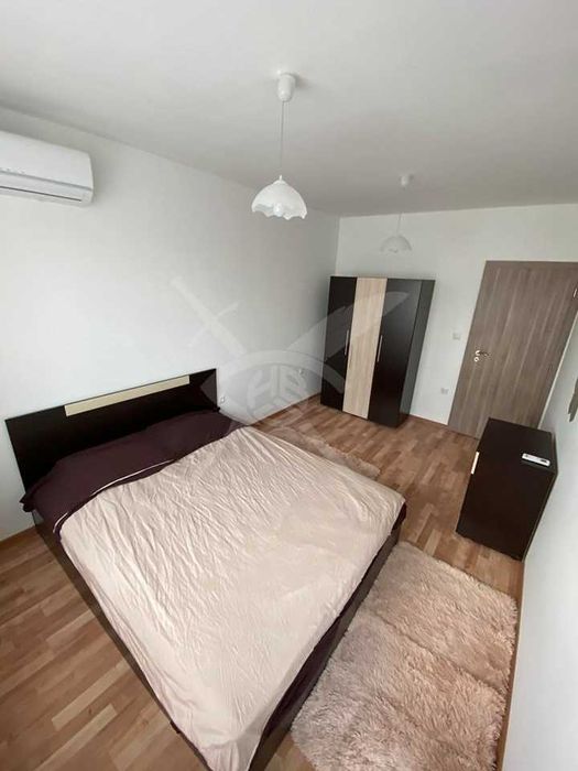 Дава се под наем Тристаен апартамент в Пловдив, Христо Смирненски - 100 кв.м за 698.19 € - Снимка #1