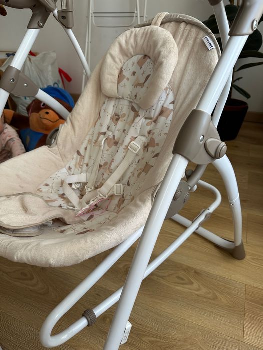 Leagăn pentru bebelusi