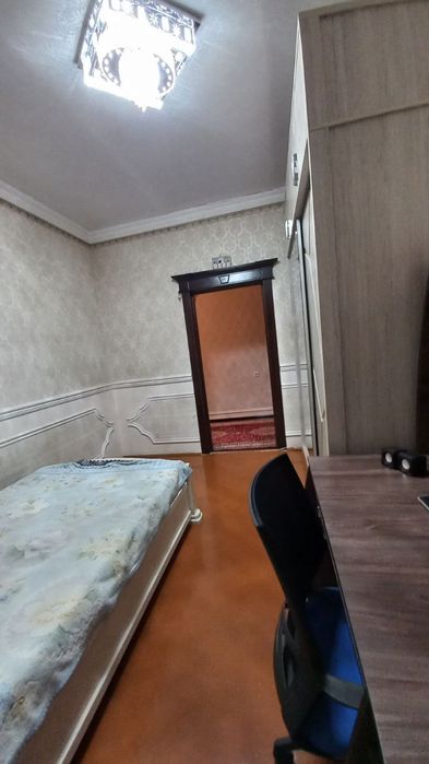 22 мкр, рядом с жд, 3 комнаты 1 этаж