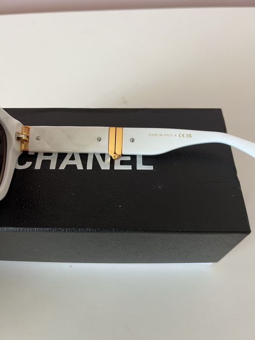 Слънчеви очила Chanel