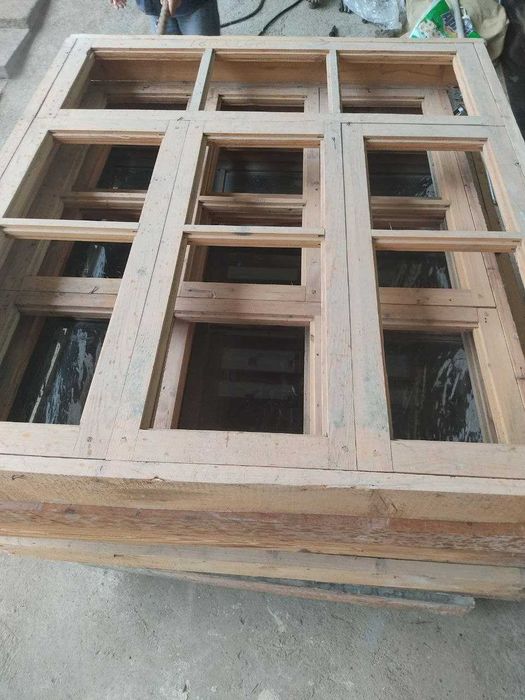 Деревянные окна и двери новые, Тахта деразалар сотилади