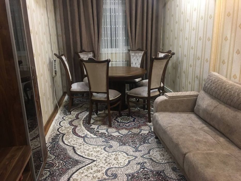 Продаётся Чиланзарский район Ок-тепе круг,  дом художников