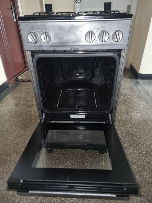 Vând aragaz Gorenje