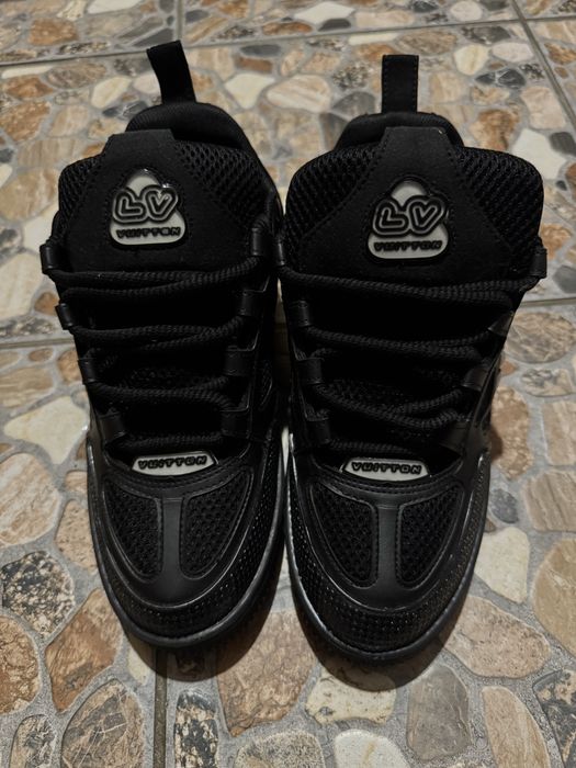 Louis vuitton skate black
