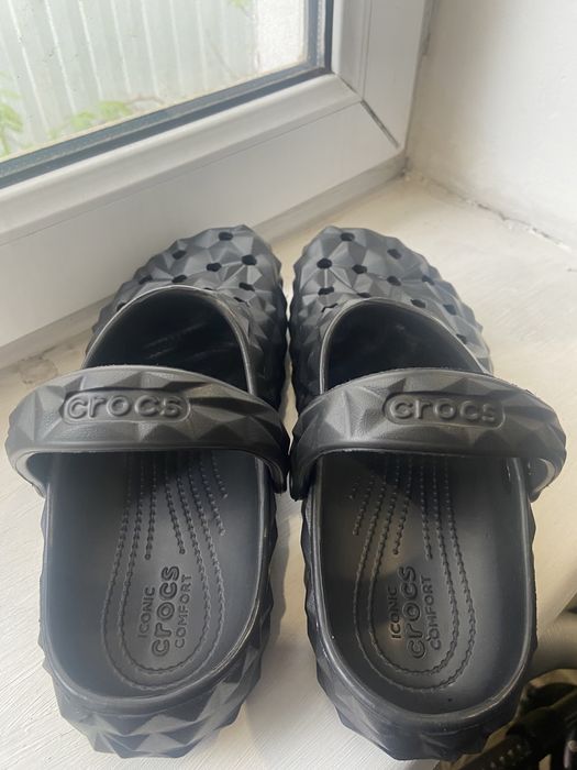 Сабо Crocs Classic Geometric Clog