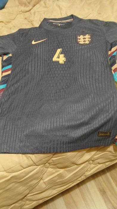 TRICOU footbal  Anglia