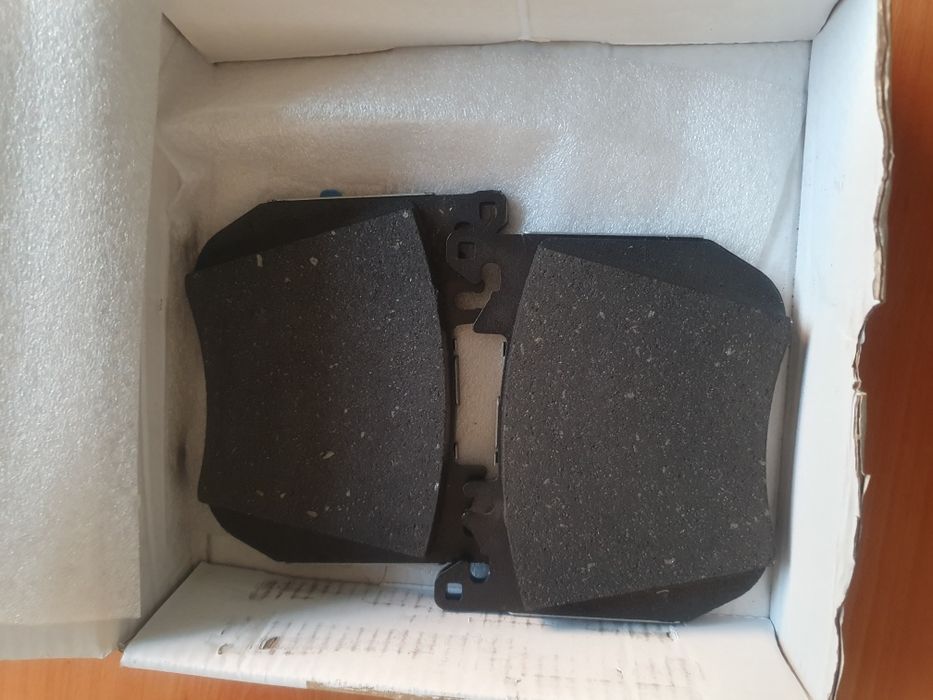 Предни накладки за S класа W223