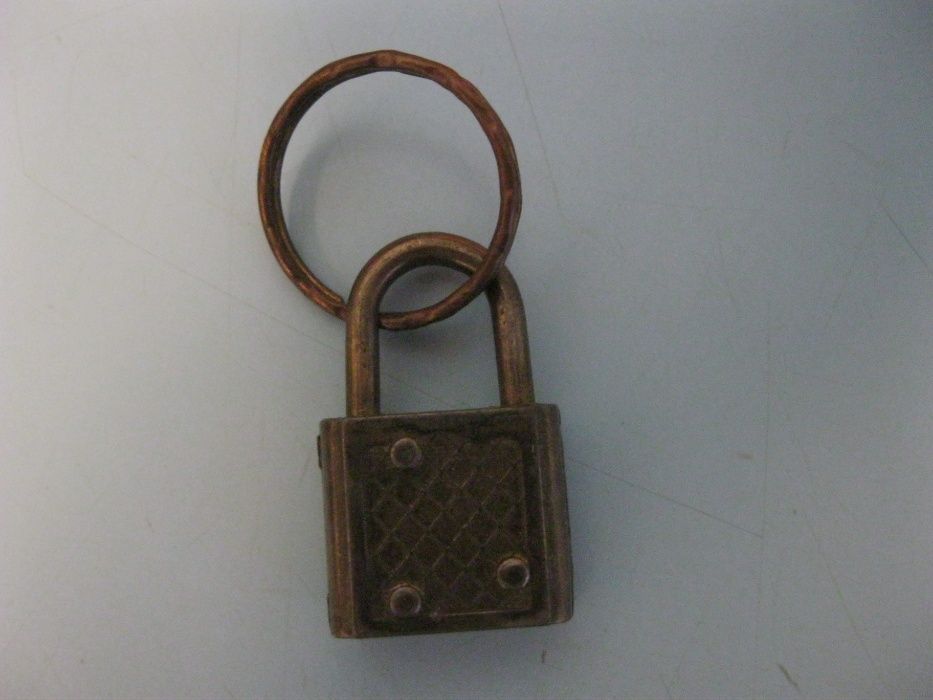 Брелоки разные от 300