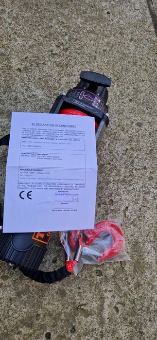 Vând troliu nou Tyrex 9500 offroad jeep ssv platformă autoplatforma