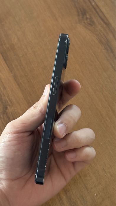 Продаю Iphone 13 128GB