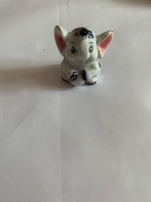 Фарфоровая Статуэтка Фигурка Слоник