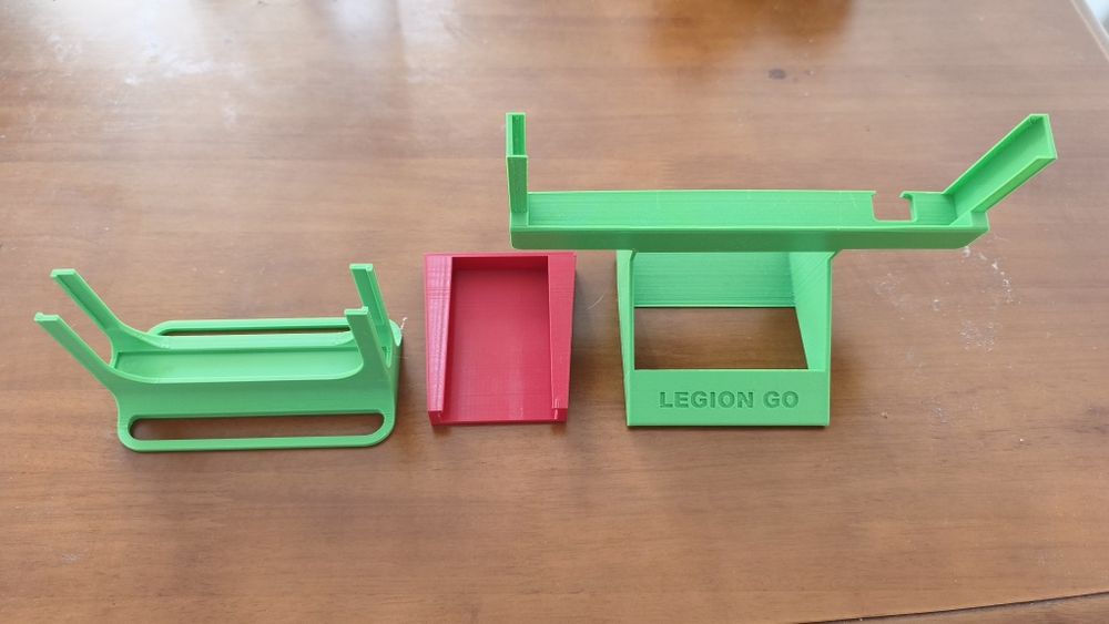 Lenovo Legion Go Z1 Extreme / 16GB / 512GB + аксесоари (Приемам интересни бартери)