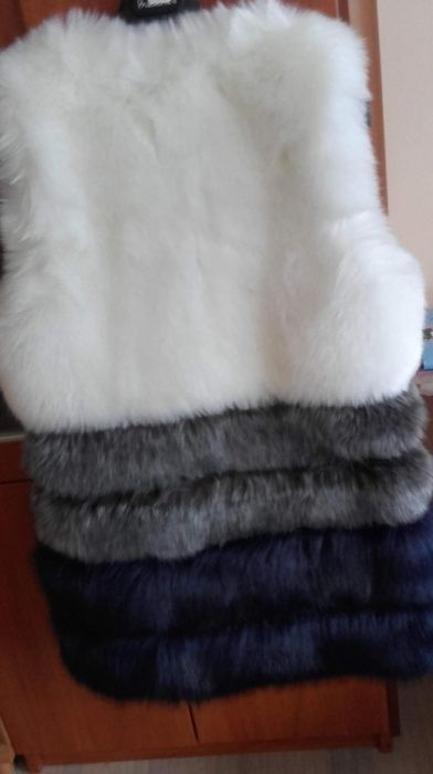 Нови елеци в три цвята