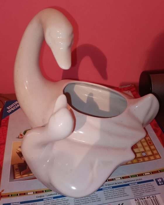 Lebede ghiveci decorațiune