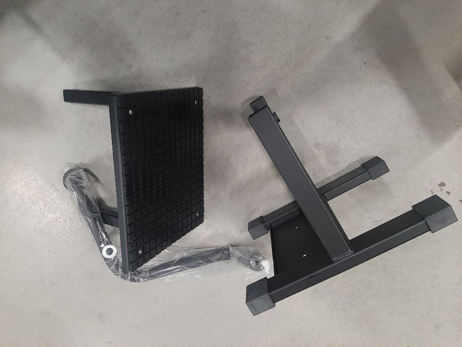 Стайка за кросов мотор 70 лева нова продава .