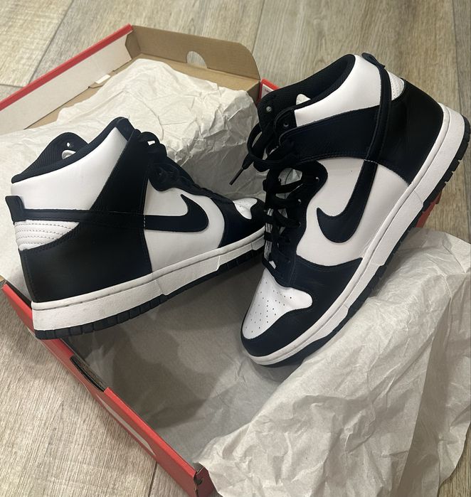 Nike Dunk High Panda