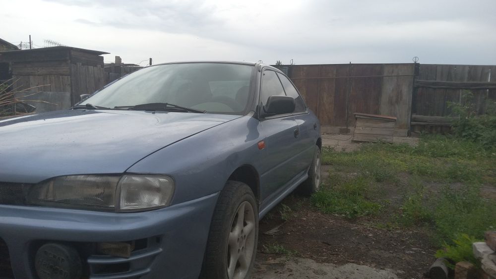 Продам автомобиль Subaru impreza 93 г