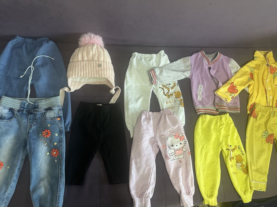 Продам пакет хороших вещей на девочку 1-1,5 в хорошем состоянии