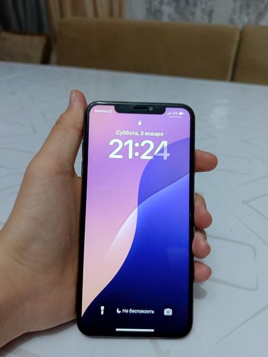 Айфон XS max сатылады