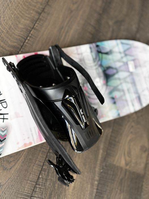 NOU Placa Snowboard 152 cm NOU cu legaturi