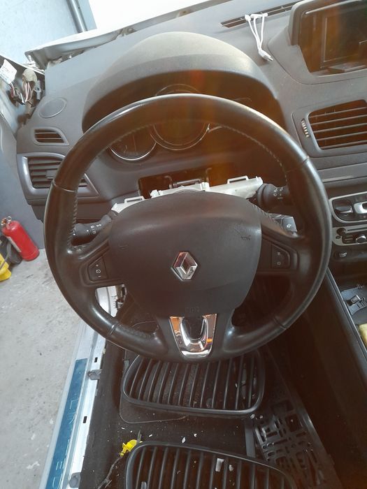 Airbag Volan Sofer Renault Megane 3 Scenic 3 Clio Fluence 2009-2016