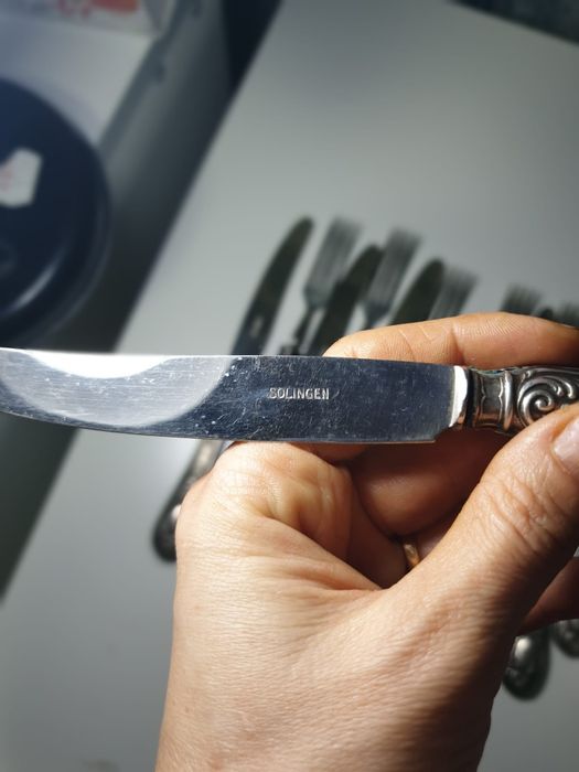 Set Solingen 36 de cutite si furculițe