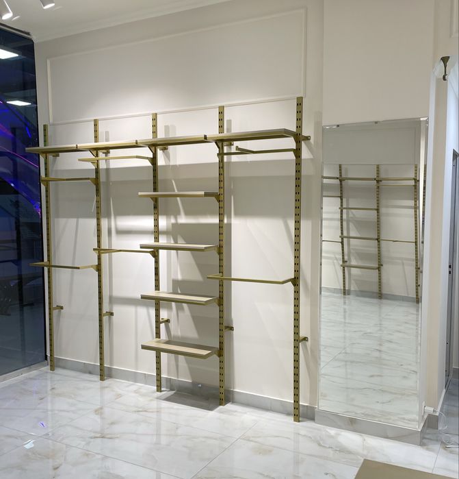 Стеллажи для магазина одежды в стиле лофт