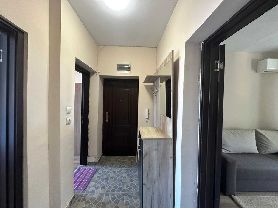 Апартамент под наем с две спални, ново обвзавеждане