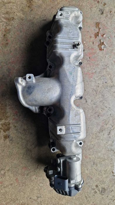 Galerie admisie cu motoras clapeta VW Passat B6