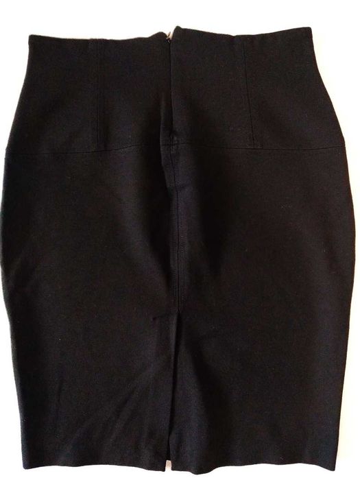 Fusta Zara, conica, midi