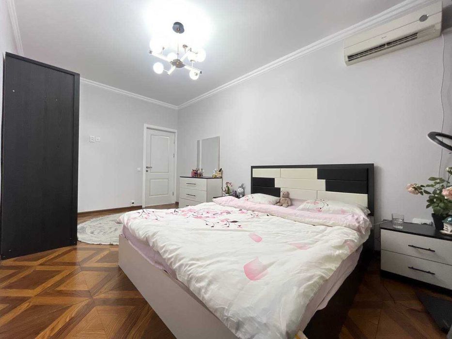 Квартира.Мирабад.Ойбек.4/9/9  182м- Ор-р Шох Мед Центр