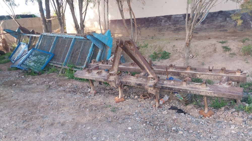 МТЗ 80 трактори сотилади