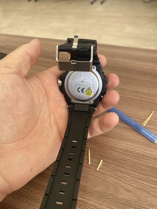 продам часы мужкие