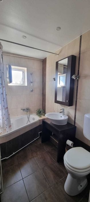 Inchiriez apartament 2 camere zona 300 langa facultatea UAV