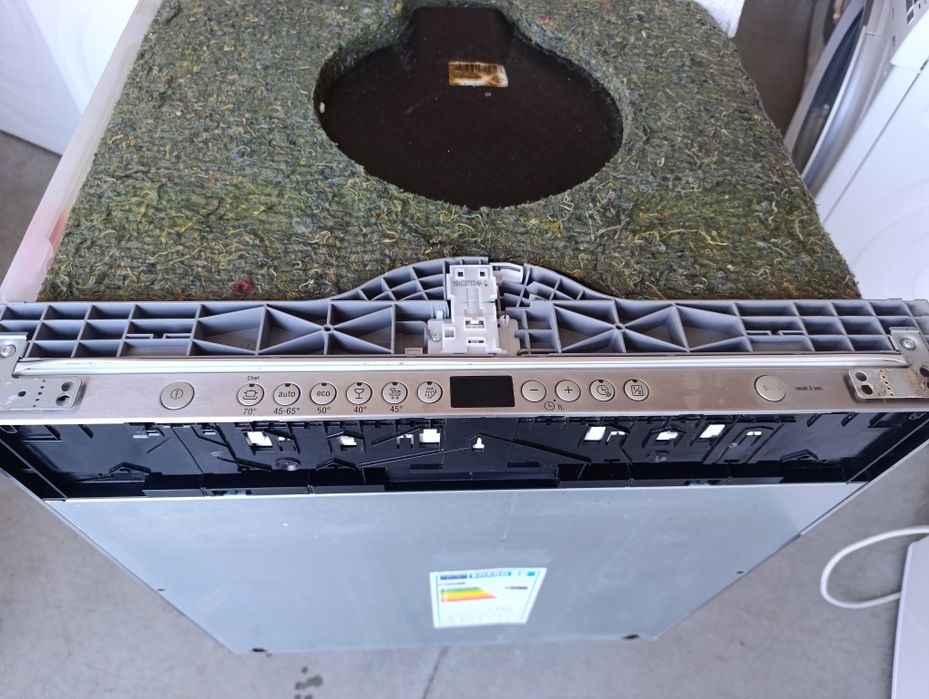 Съдомиялна за пълно вграждане Siemens 60см