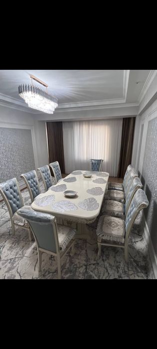 Stol stulchik sotiladi