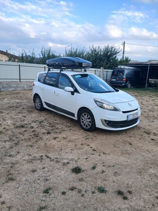 Vând Renault grand scenic 7 locuri 1.5 dci