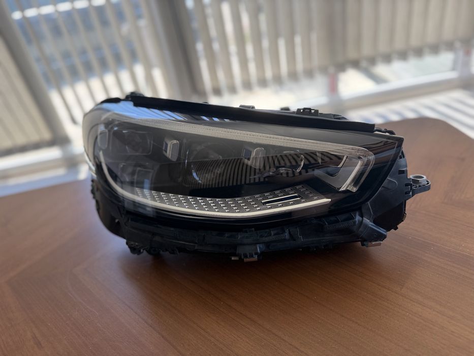 Оригинален фар за S class 223 DIGITAL LIGHTE