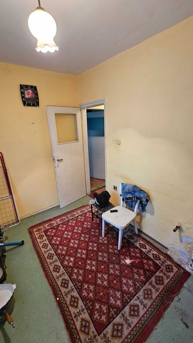 Продава се Тристаен апартамент в Ямбол, Граф Игнатиев - 60 кв.м за 1105 €/кв.м - Снимка #7